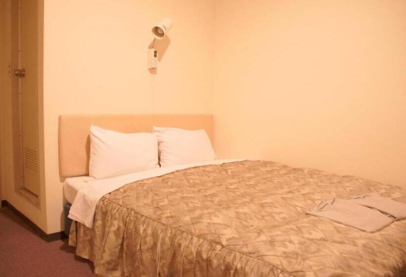 Business Hotel Chateau Est Takamatsu