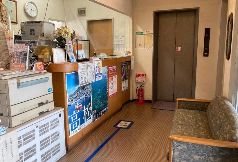 Business Hotel Chateau Est Takamatsu