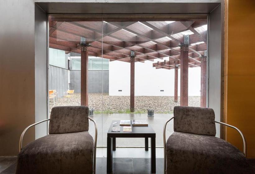 Отель Carrodilla