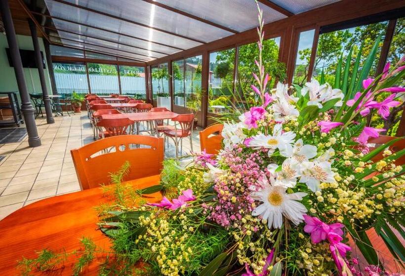 فندق Castillo De Gauzón