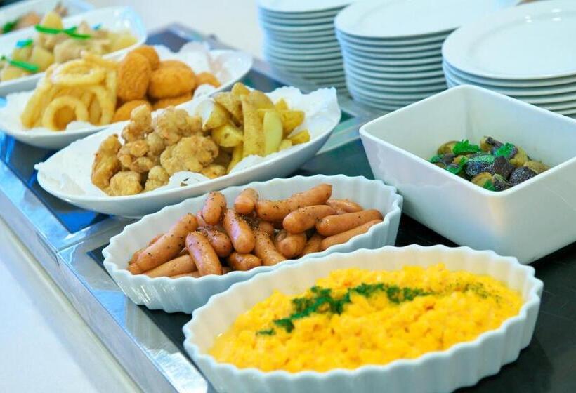 Hotel Chitose Station