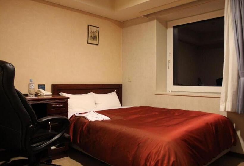 Hotel Chitose Station