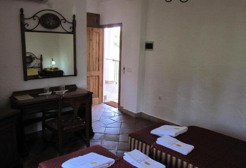 בית מלון כפרי Cortijo Las Grullas