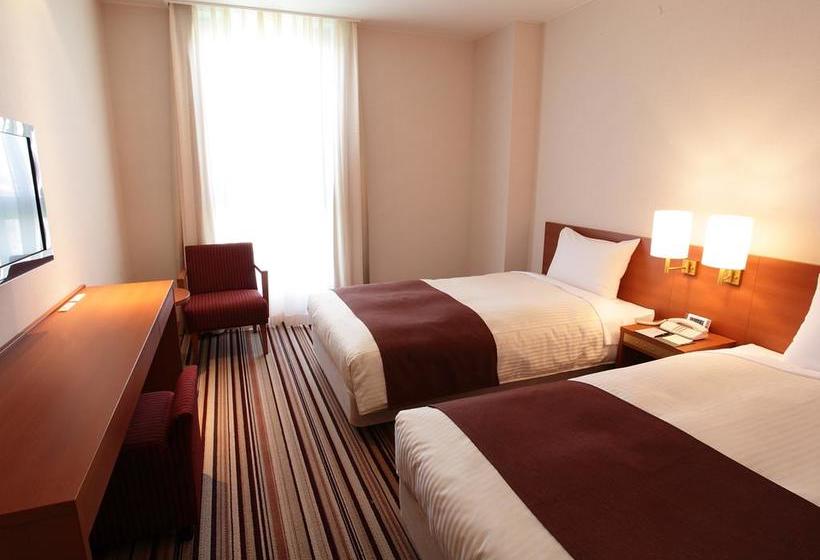 هتل Crown Palais Kofu