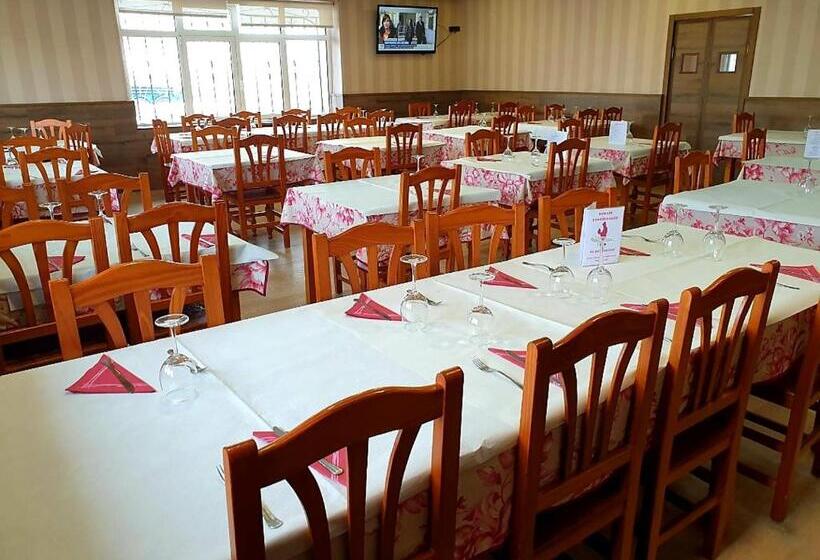 فندق El Peregrino