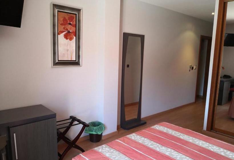 Отель Fray Sebastian