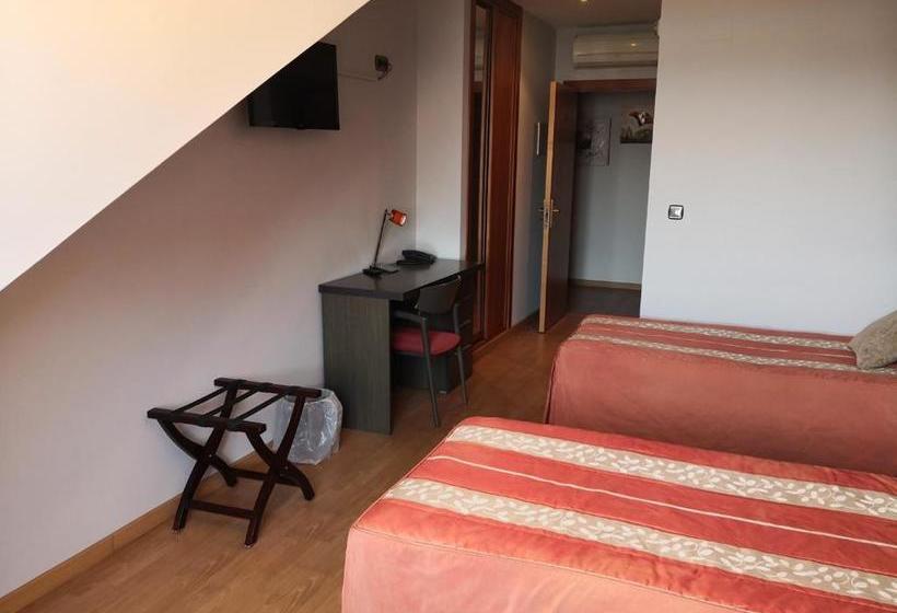 Отель Fray Sebastian