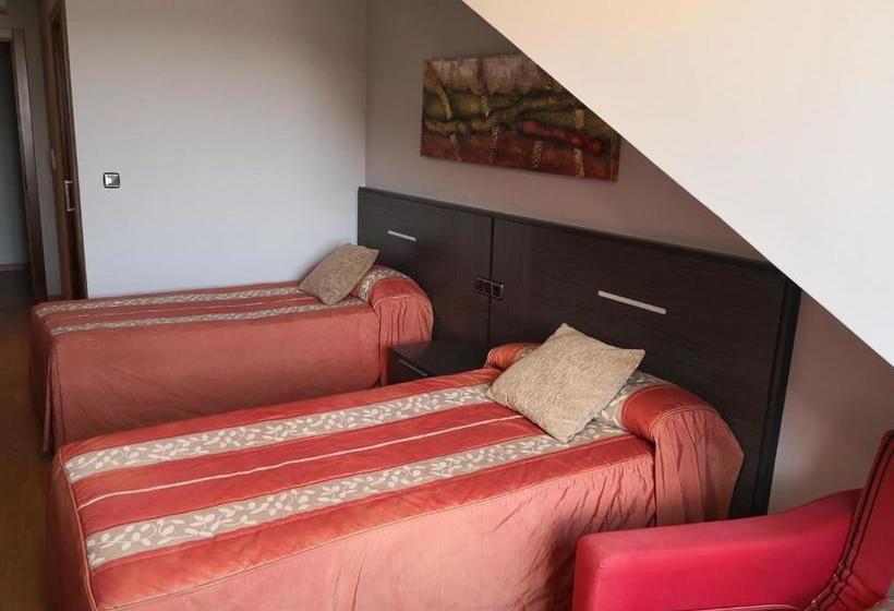 Отель Fray Sebastian