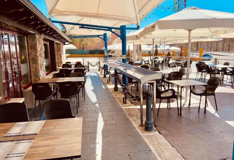 בית מלון כפרי Gran Casona De Sanabria