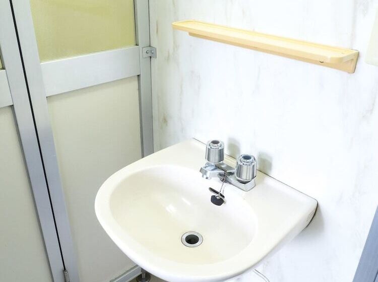 בית מלון כפרי Hikone Station