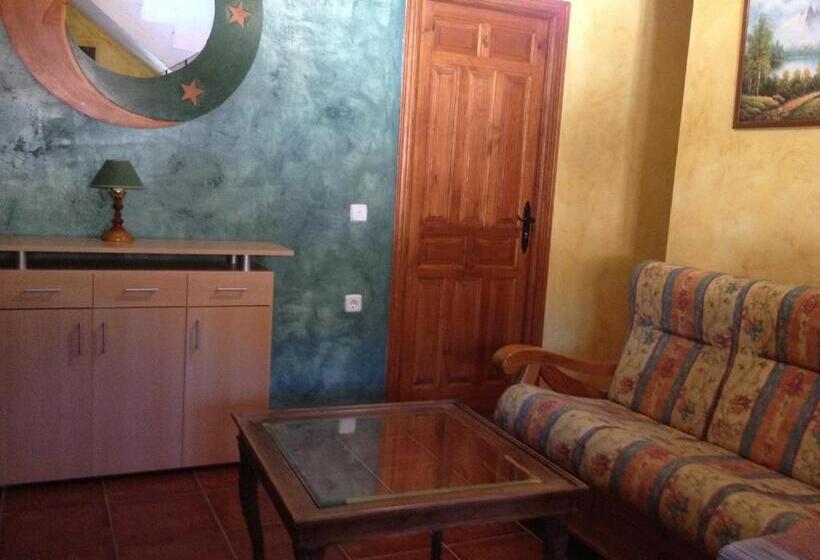 فندق Hospedaje Rural Casa Parri