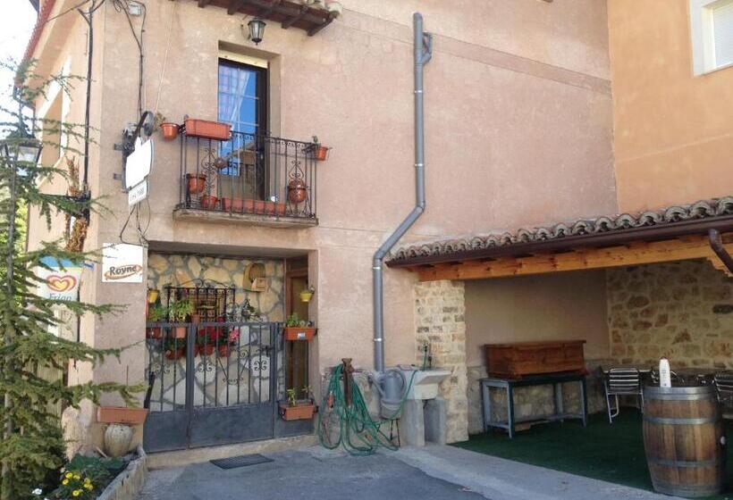 فندق Hospedaje Rural Casa Parri