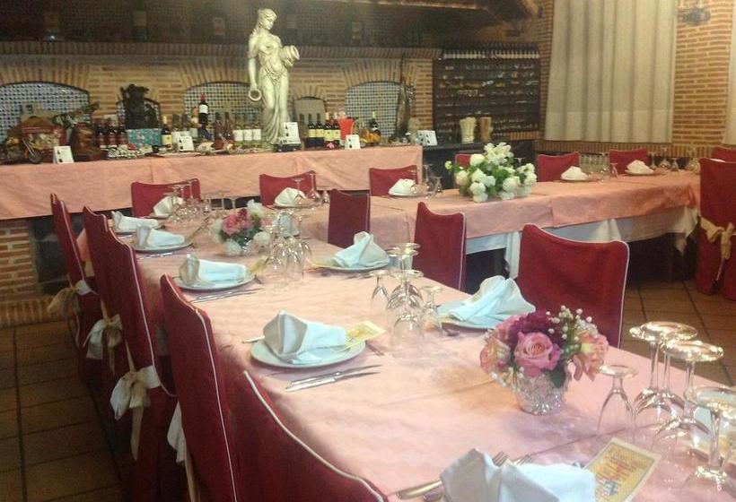 فندق Hostal Sali