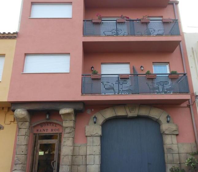 호텔 Hostal Sant Roc