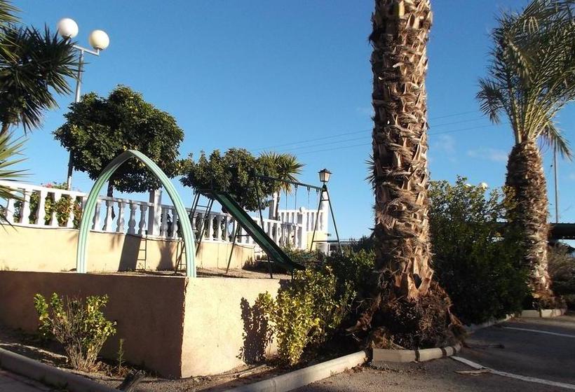 فندق La Pinada