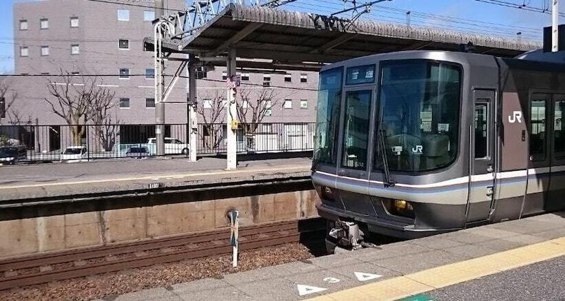 Отель Lakeland Hikone