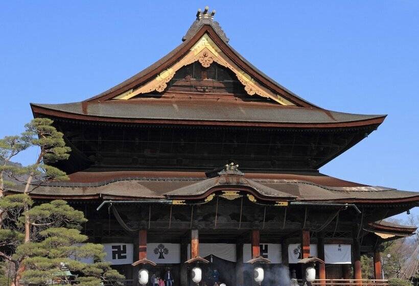 בית מלון כפרי Lodge Oakland