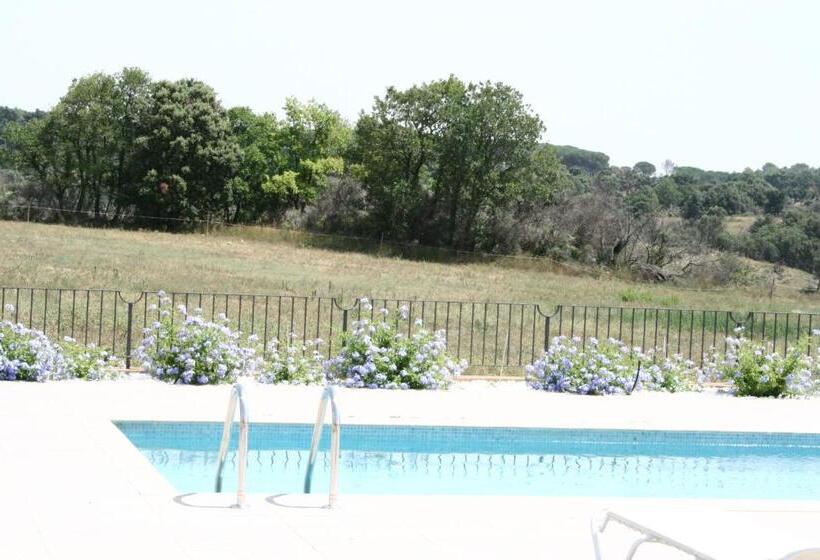 فندق Mas Oliveres Pla De Palau