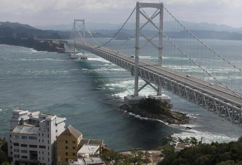 Отель Naruto Kaigetsu