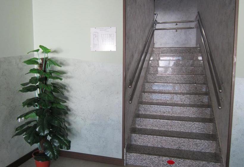 هتل Nuñez Tomelloso