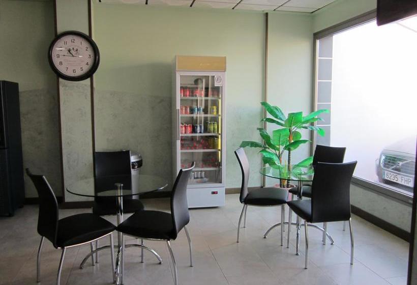 هتل Nuñez Tomelloso