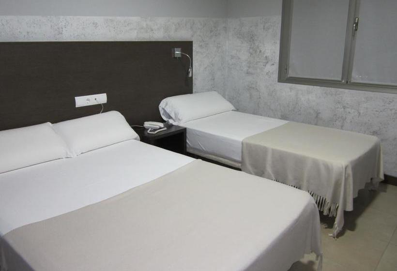 هتل Nuñez Tomelloso