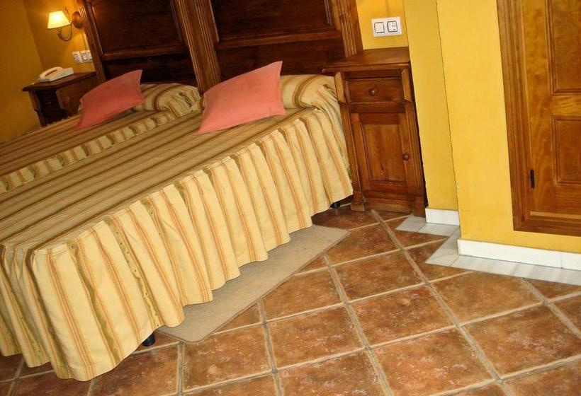 Отель Peñón Grande