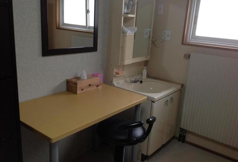 בית מלון כפרי Rusutsu Lodges Pension Lilla Huset