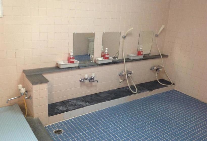 בית מלון כפרי Rusutsu Lodges Pension Lilla Huset