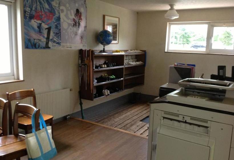 בית מלון כפרי Rusutsu Lodges Pension Lilla Huset