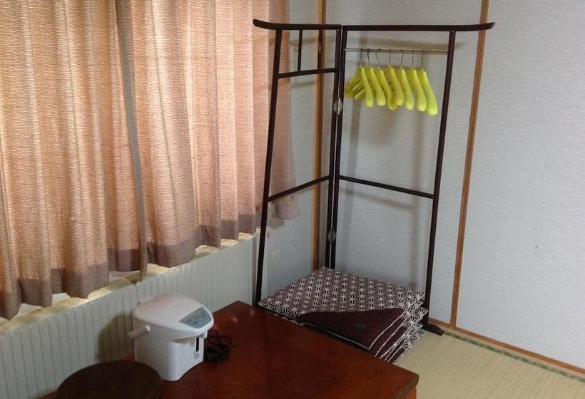 Отель Rusutsu Lodges Pension Lilla Huset