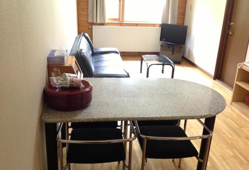 Отель Rusutsu Lodges Pension Lilla Huset