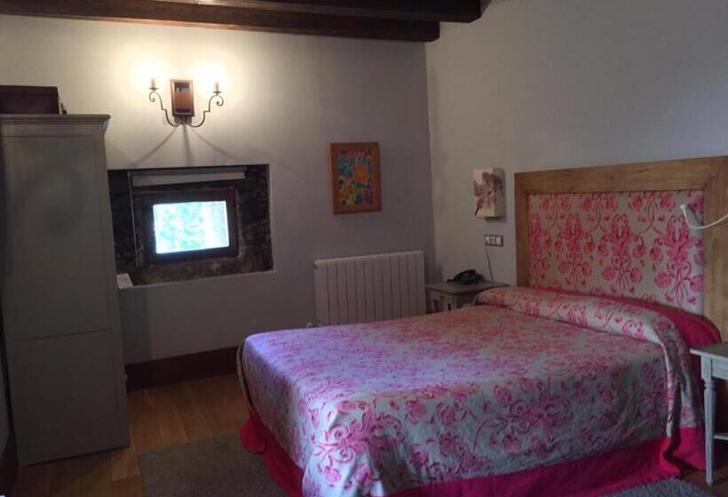 ホテル Posada Real Torre Berrueza