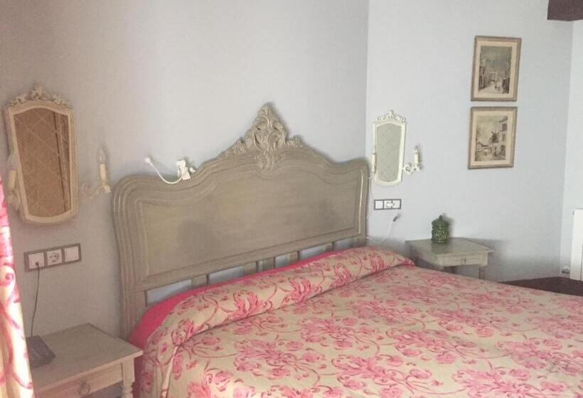 בית מלון כפרי Posada Real Torre Berrueza