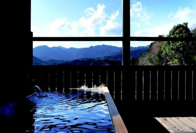 فندق Resort Kumano Club
