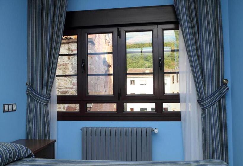 فندق Restaurante Casa Pipo