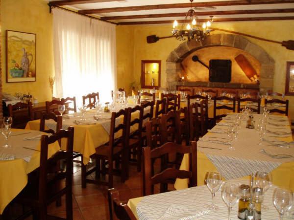 ホテル Restaurante El Horno
