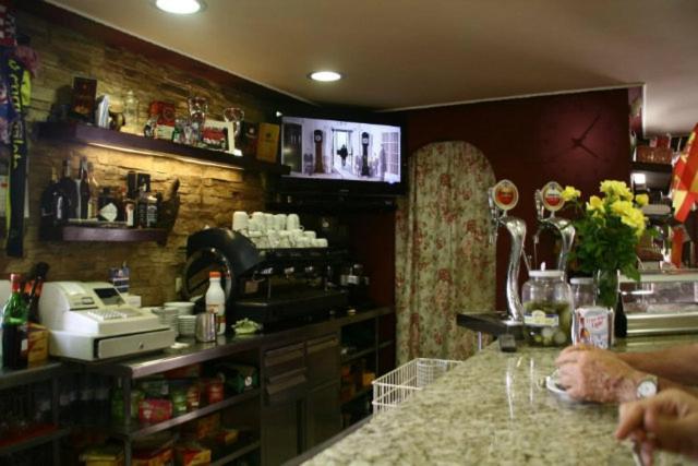 هتل Restaurante Valdevenados