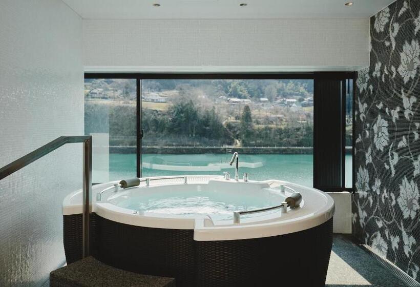 Отель River Retreat Garaku