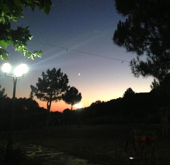 فندق El Bosque De La Herrezuela