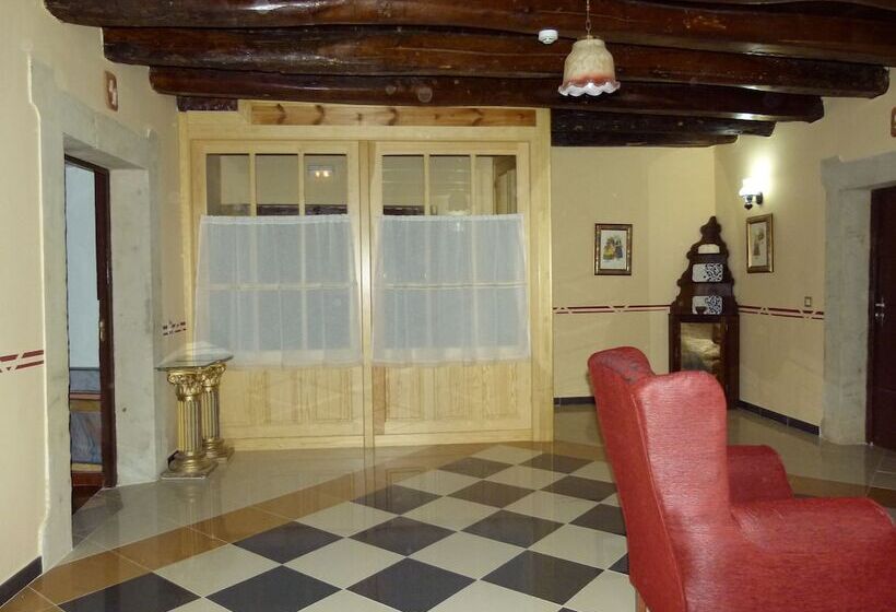 فندق Rural El Perdigon