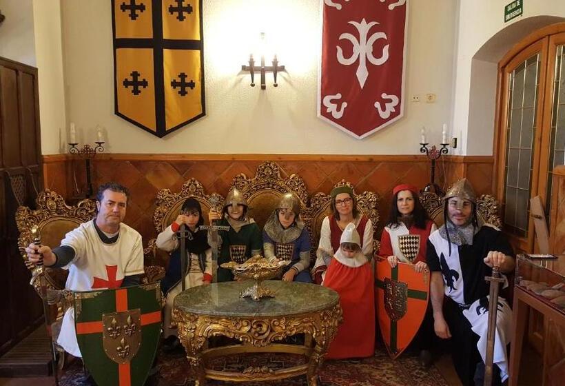 فندق Rural Hospedería De Los Calatravos