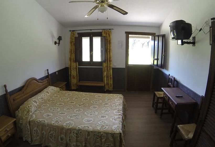 فندق Rural Puerta De Monfragüe