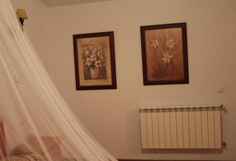 فندق Rural Puerta De Monfragüe