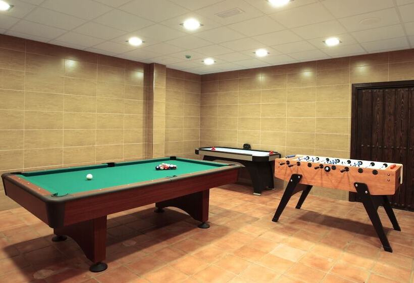 Отель Rural & Spa Los Anades