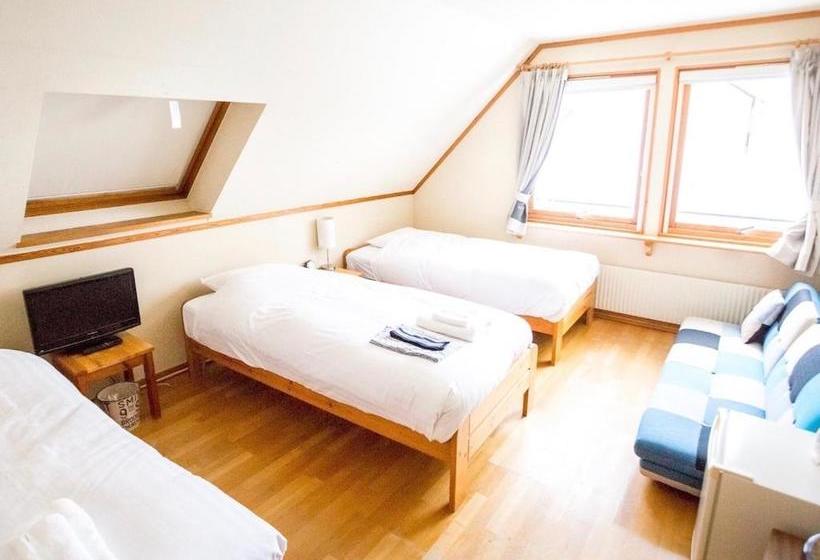 בית מלון כפרי Rusutsu Lodges Pension Lilla Huset