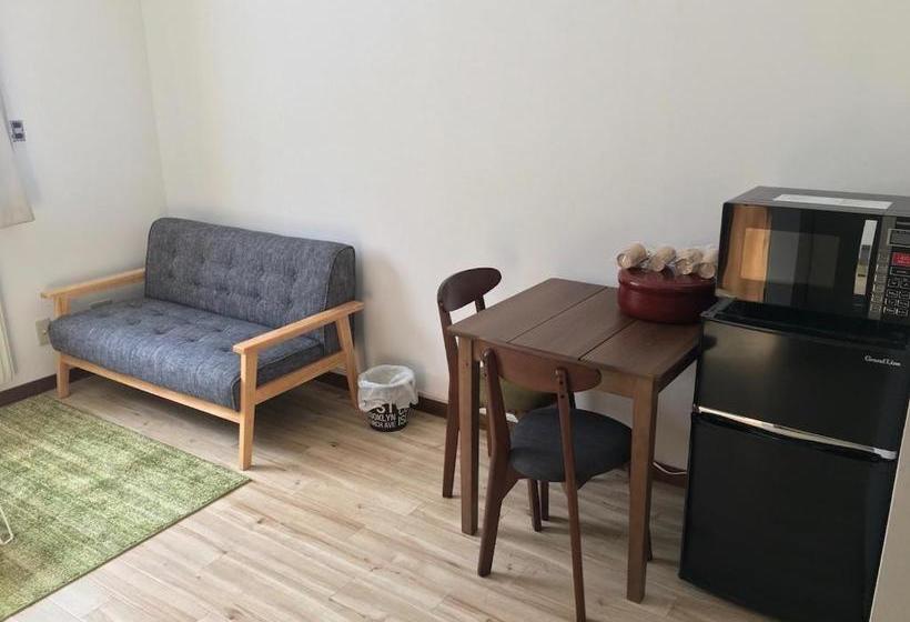 בית מלון כפרי Rusutsu Lodges Pension Lilla Huset