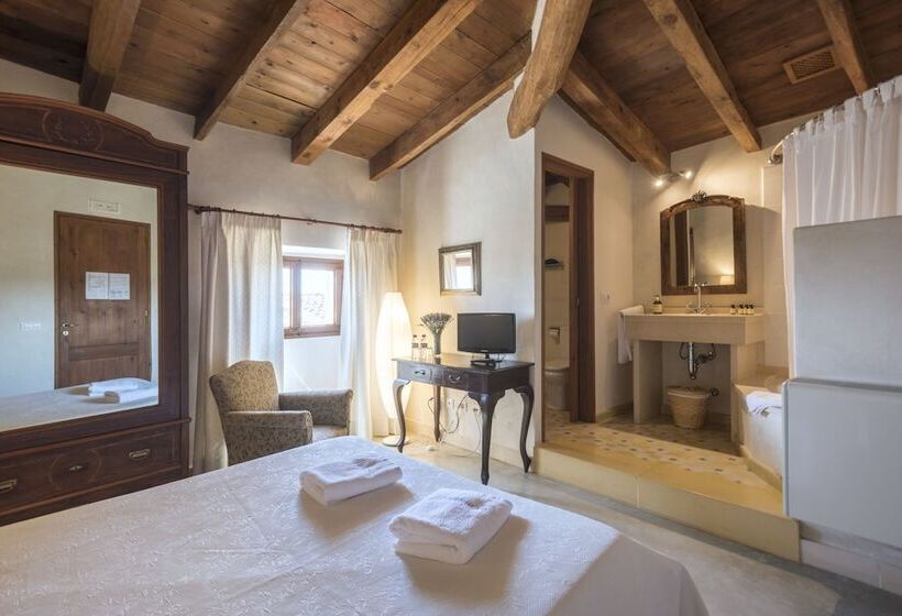 ホテル Sa Bisbal  Turismo De Interior