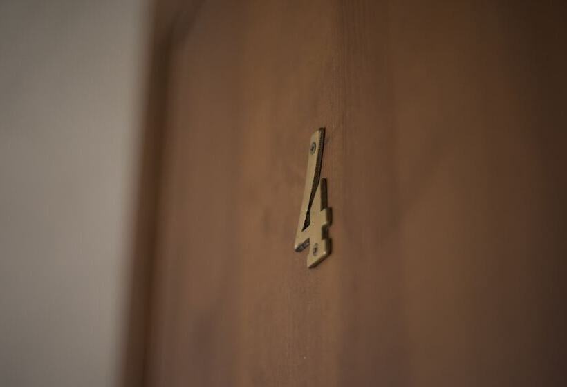 ホテル Sa Bisbal  Turismo De Interior