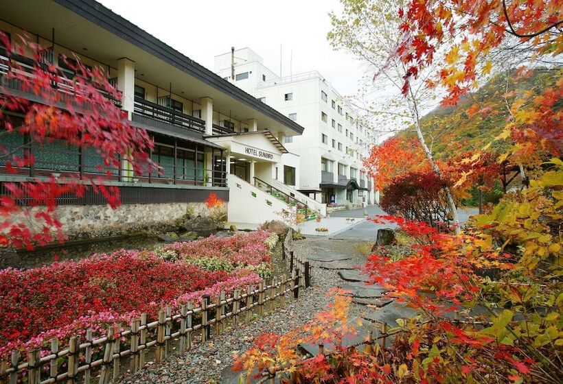 Okutone Onsen Hotel Sunbird